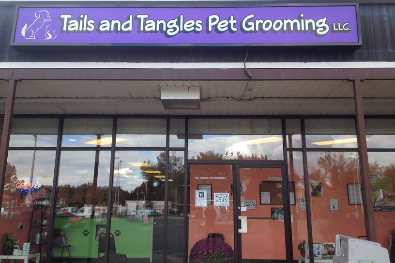 Tails and Tangles storefront in Orchard Center